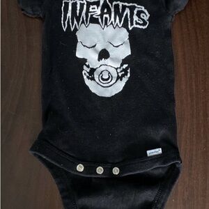Gerber Black Skull Graphic Bodysuit